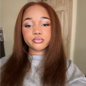 Meet your Posher, Amani